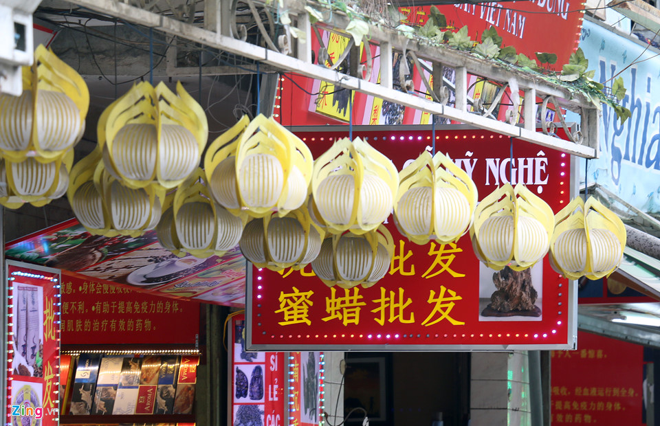 Đến Nha Trang mà ngỡ như đang ở phố Tàu, nước Nga